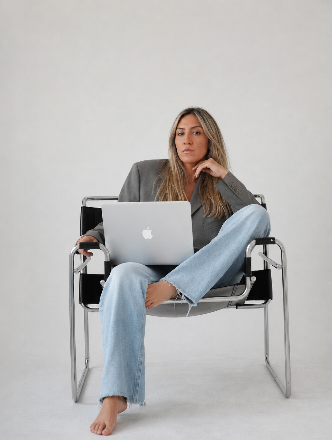 Founder di Aura Property Management al lavoro